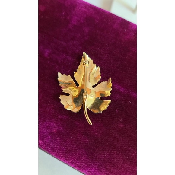 Vintage 12K Gold Filled Signed Karen Lynne Autumn Maple Leaf Designer Brooch Pin - Picture 5 of 10